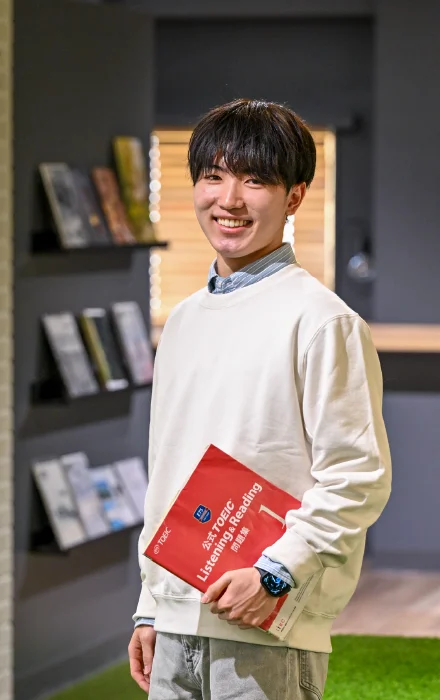 学生広報委員メンバー写真2