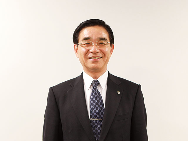 神田外語学院 学院長