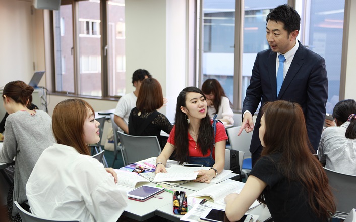 株式学習ゲームを行いました 神田外語学院 外国語の専門学校