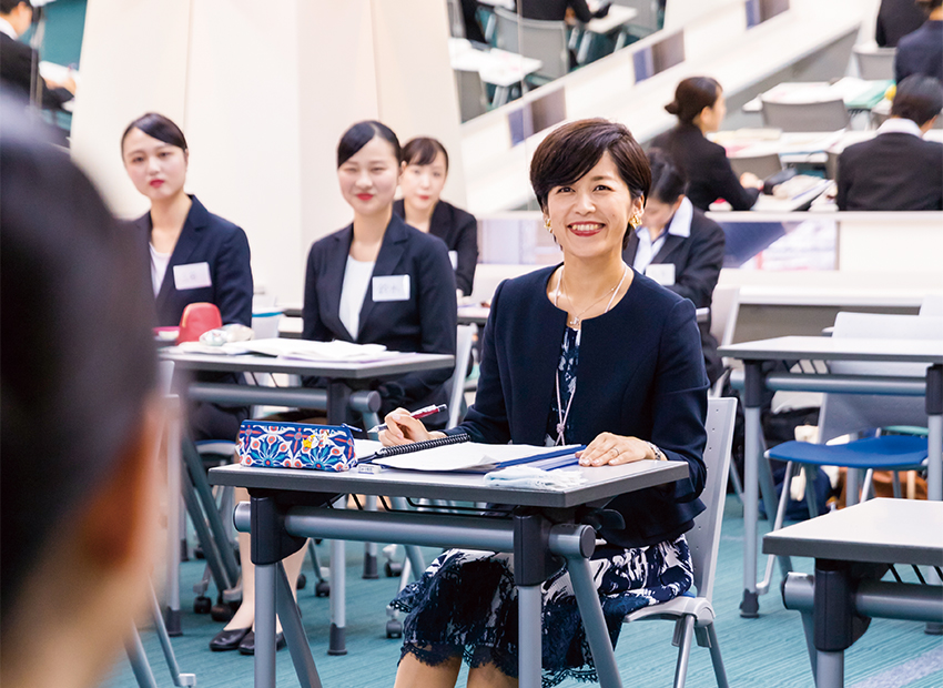 神田外語学院 国際エアライン科