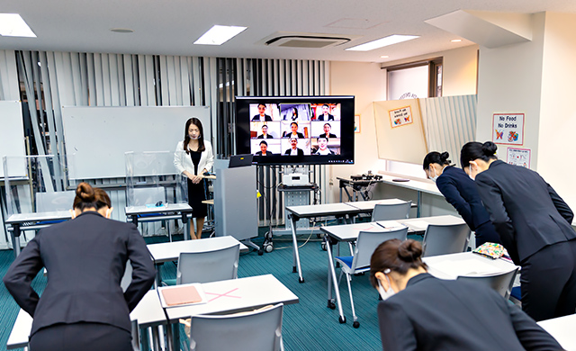 学院 神田 外語 神田外語学院