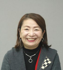 神田外語学院 小泉先生