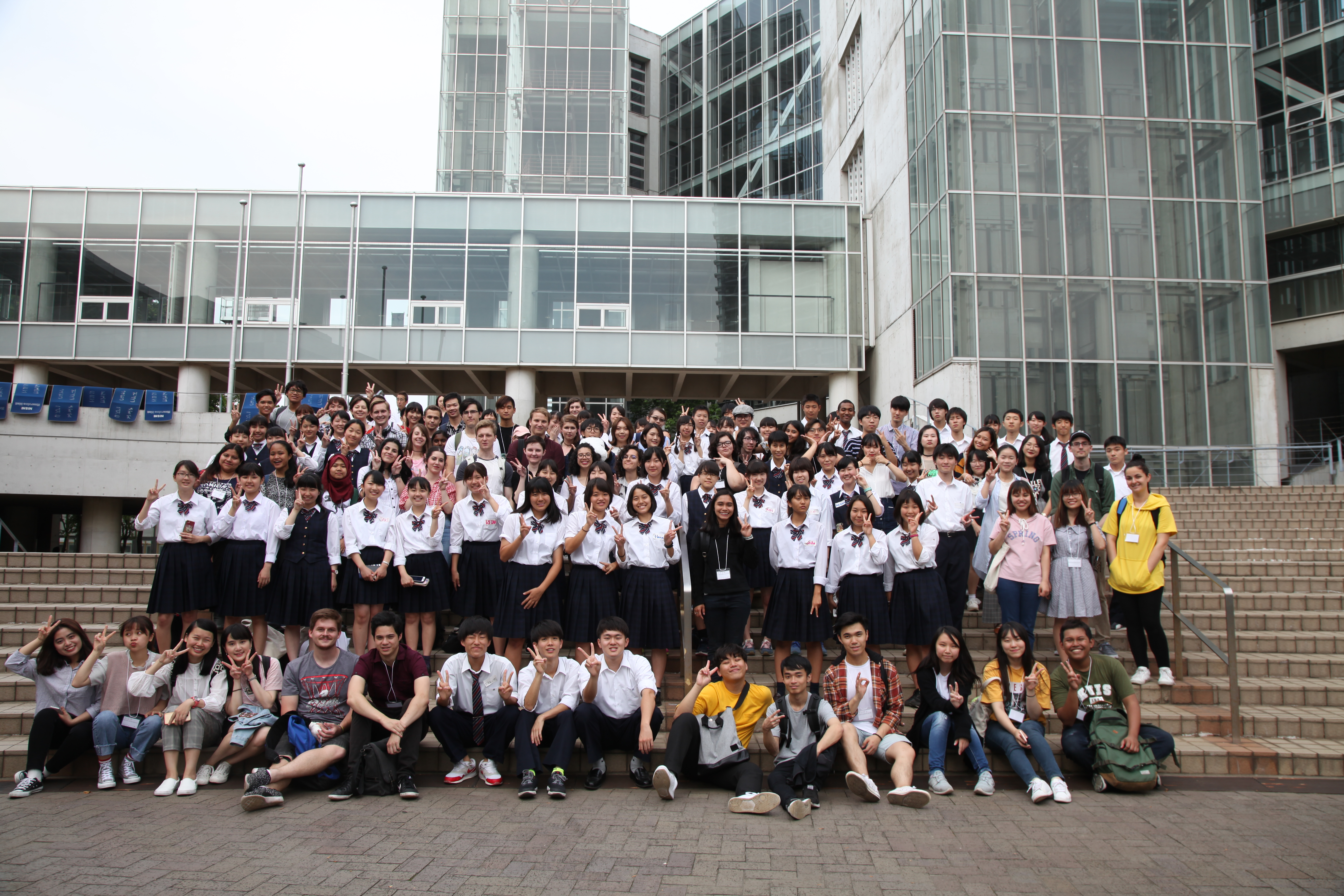 留学生別科が千葉県立幕張総合高等学校との交流会を実施しました ニュース 神田外語大学