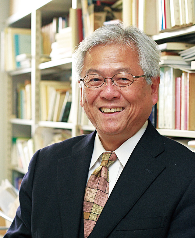 神田外語大学 柳沼孝一郎