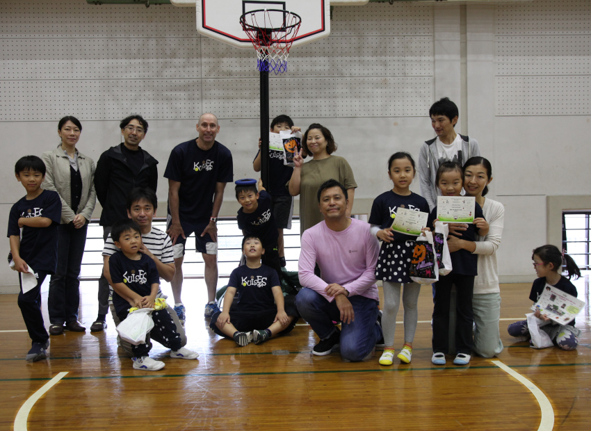 英語deスポーツクラブ 小学生クラス 19年度 Family Fun Day バスケ 開催 ニュース 神田外語大学